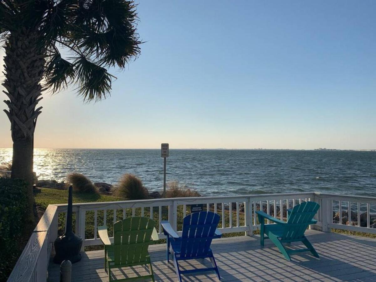 Bay Views From Your Balcony Beach Resort Tampa Exterior foto