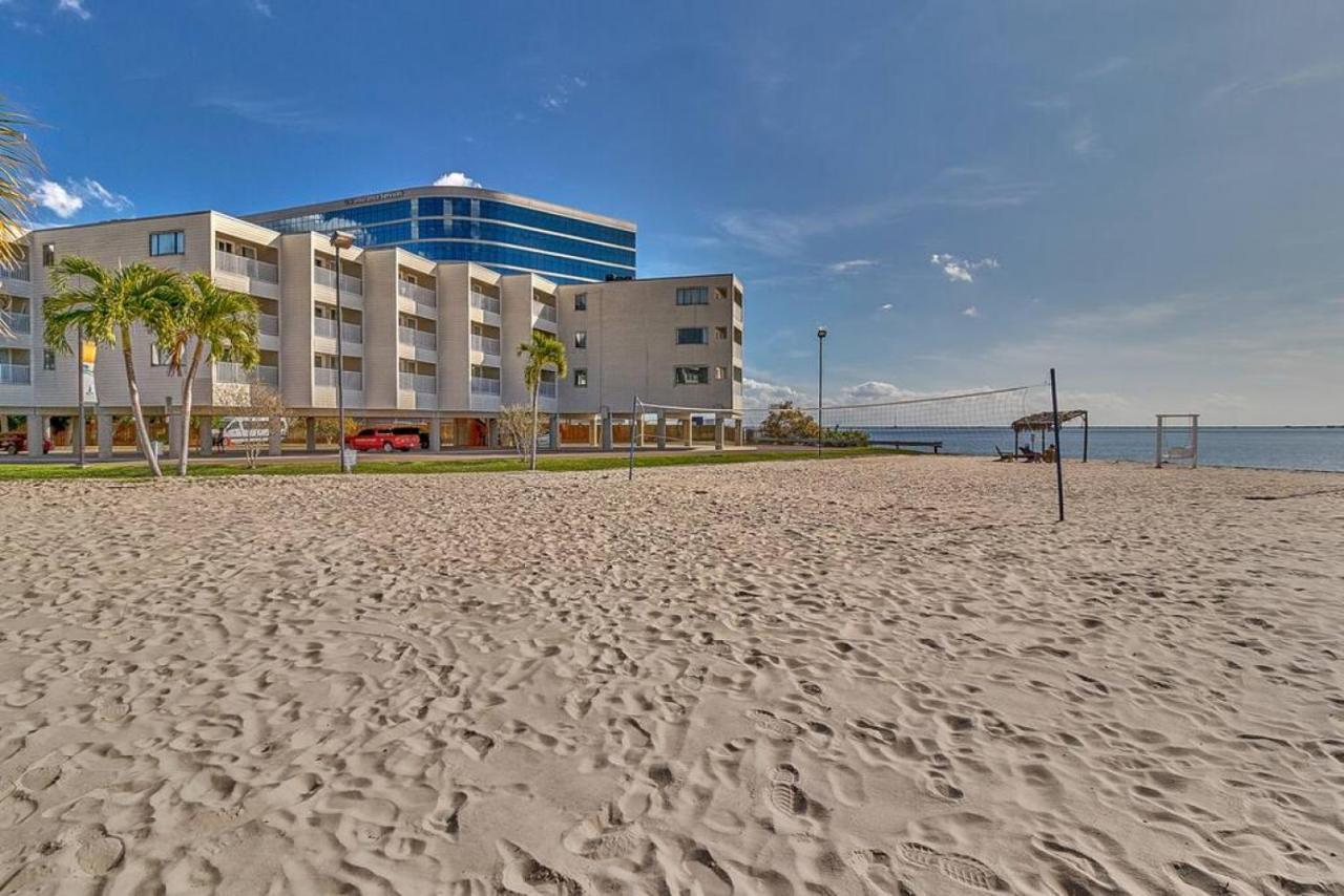 Bay Views From Your Balcony Beach Resort Tampa Exterior foto