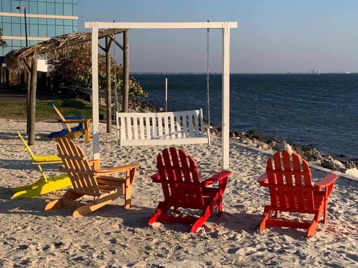 Bay Views From Your Balcony Beach Resort Tampa Exterior foto