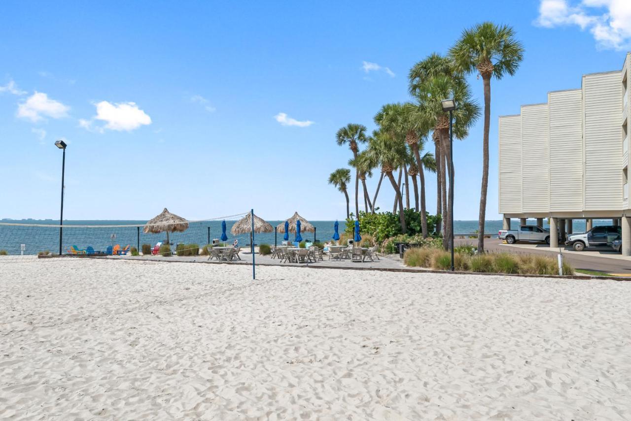 Bay Views From Your Balcony Beach Resort Tampa Exterior foto